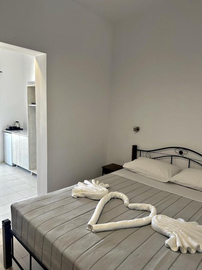 Santorini Style Rooms Vóthon Екстериор снимка